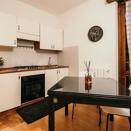 Appartamento Castelli - Affitti Brevi Italia Varese Exterior foto