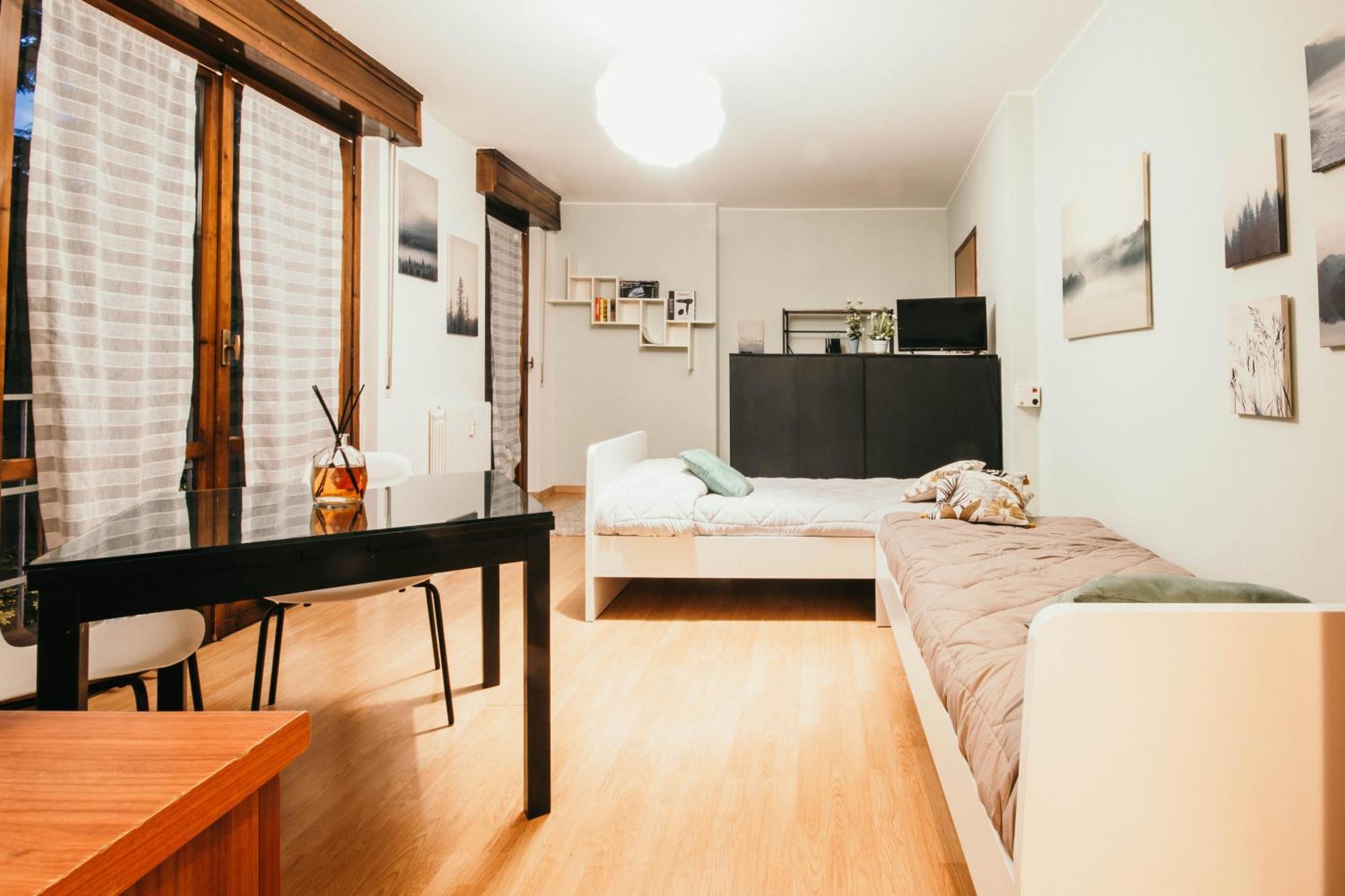 Appartamento Castelli - Affitti Brevi Italia Varese Exterior foto